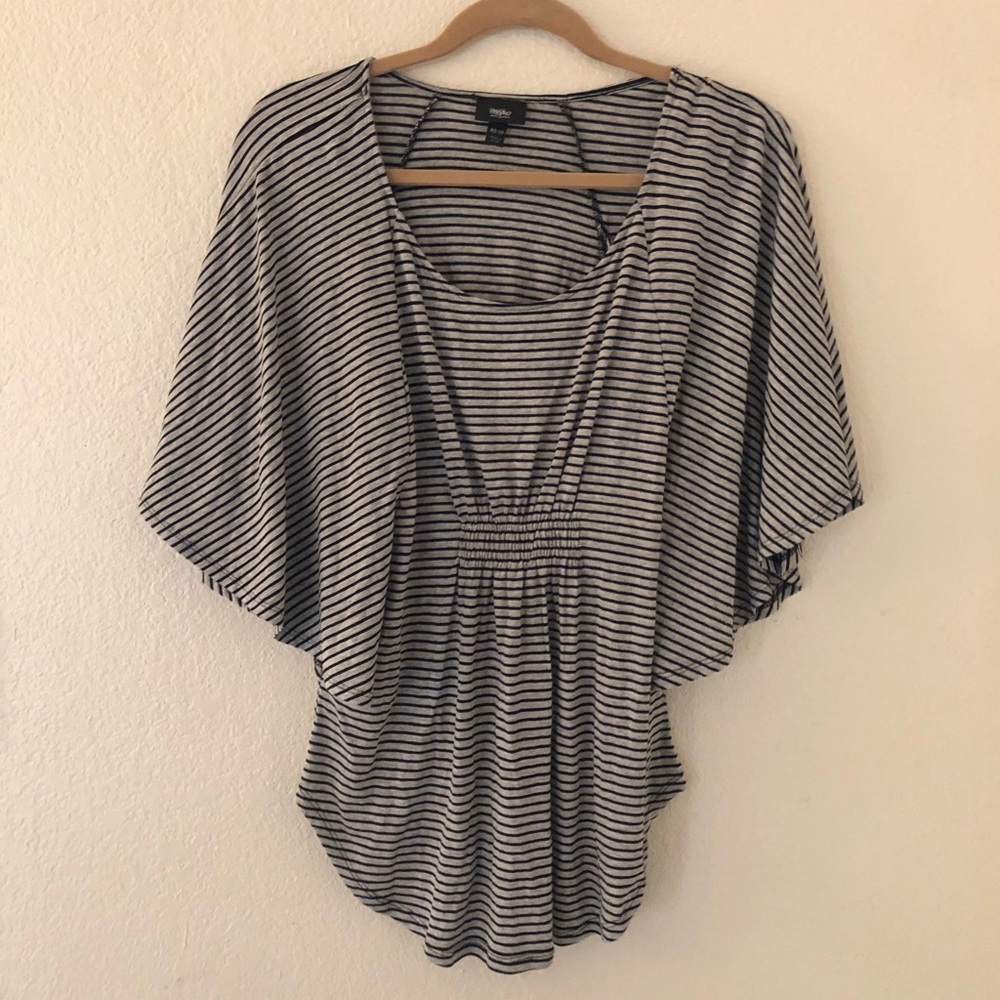 Beautiful Black & Gray Striped Top!